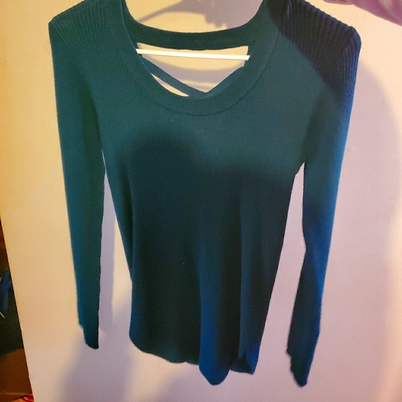 Sweater - Picture 1 of 1